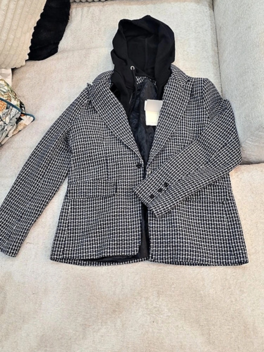 Elan Plaid Blazer With Detachable Black Hoodie Layer White & Black Size Medium